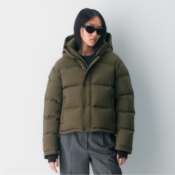 Aritzia Jackets & Blazers - NWOT Aritzia THE SUPER PUFF™ Shorty - cliMATTE™